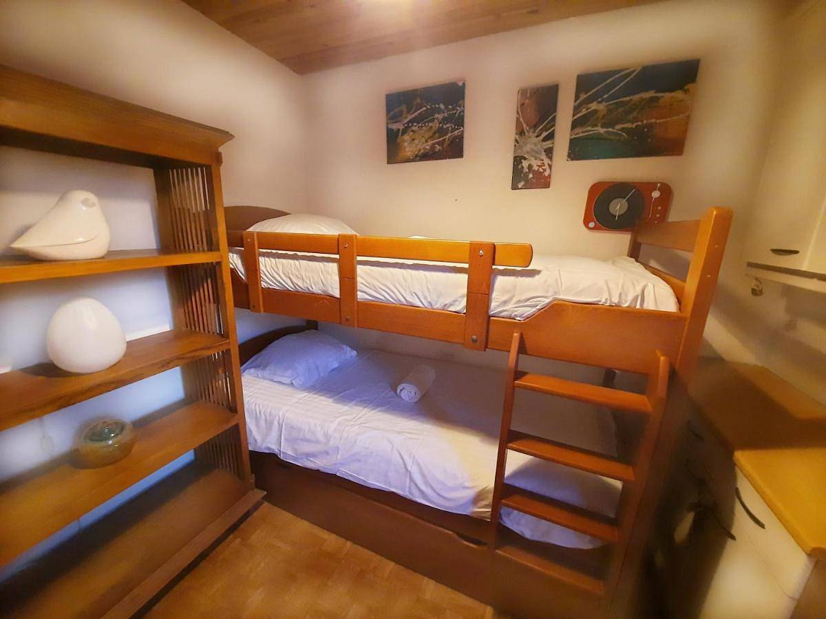 Appartement entier, Two-Bedroom Apartment with Garden View in Fontaine-lès-Dijon, Région de Dijon