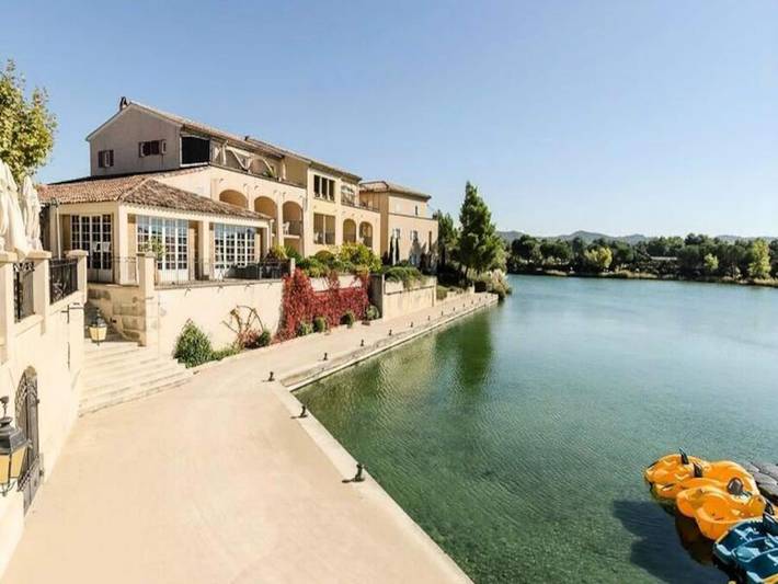 Gîte pour 6 personnes, avec piscine, animaux acceptés dans Golf de Pont Royal - 3