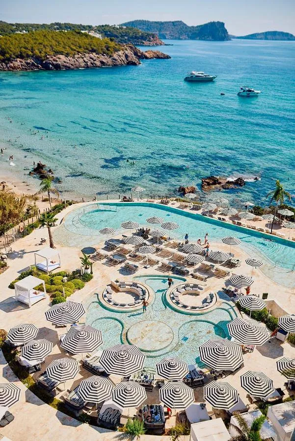 Hotel for 2 people, with pool and garden as well as hot tub and sauna - 1