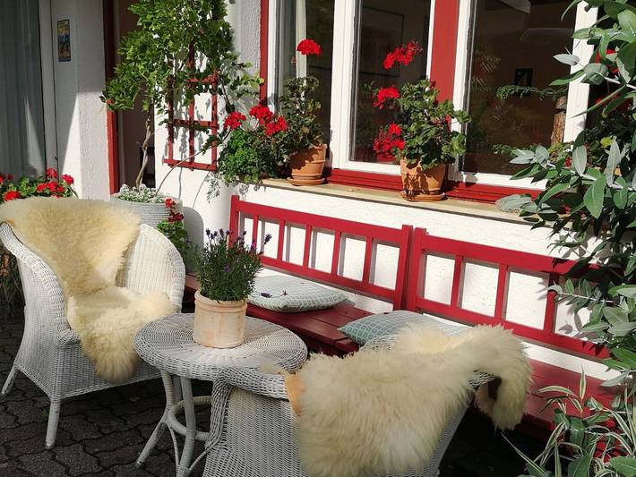 Ferienwohnung für 2 Personen, mit Balkon und Garten sowie Ausblick und Seeblick am Attersee - 4