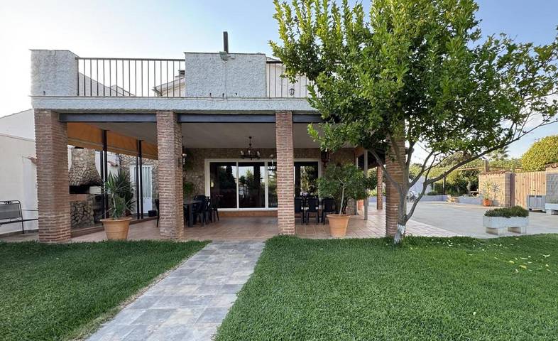 Chalet para 12 personas, con piscina y jardín, Se admiten mascotas en Provincia de Badajoz - 2