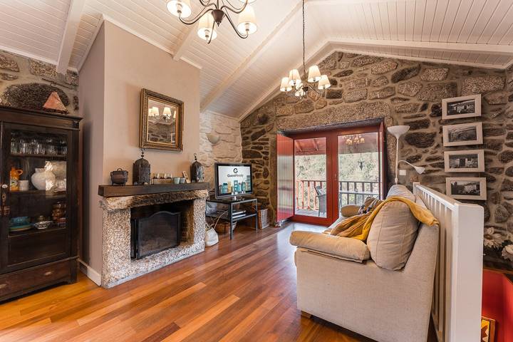 Casa rural para 6 personas, con piscina además de balcón y jardín en Arcos de Valdevez - 4