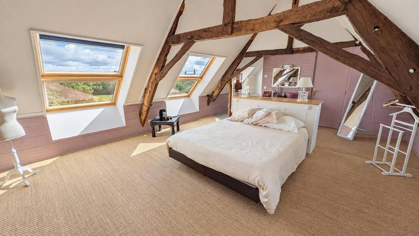 Location de vacances pour 4 personnes, avec Jardin ainsi que Piscine et Vue à Langoat