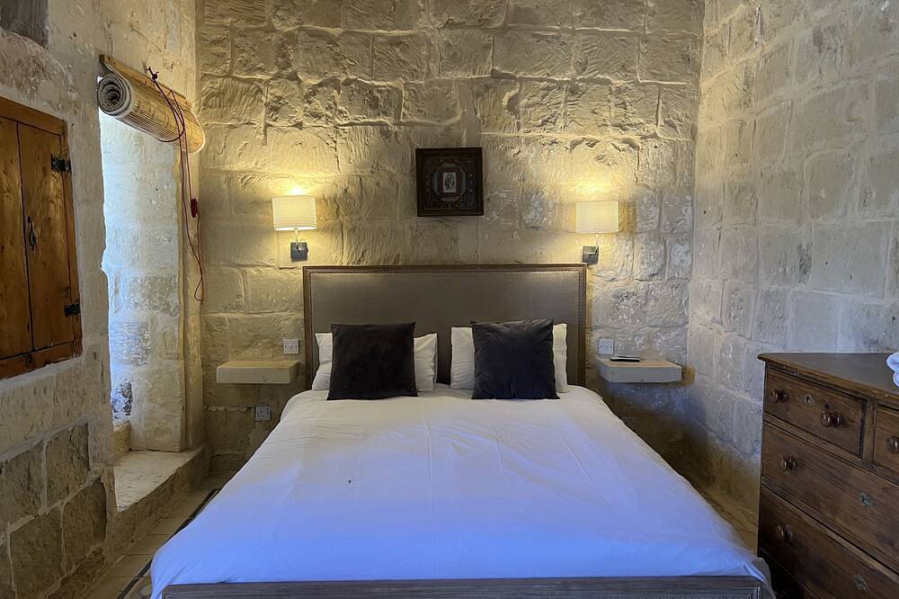 Dar ta' Lulu - 2 bedroom house with valley views in Ghasri, Gozo