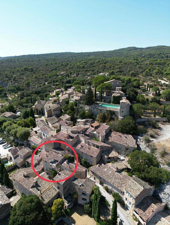 Location de vacances pour 4 personnes, avec Balcon ainsi que Terrasse et Vue à Joucas - 2