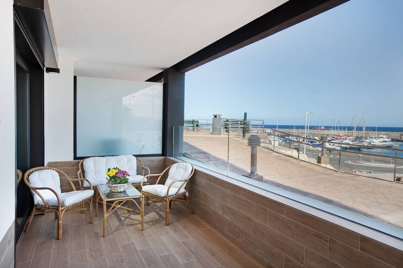 Apartamento inteiro, Apartamento "La Casita del Muelle" com Vista Mar, Terraço, Varanda e Wi-Fi in Taliarte, Gran Canaria Este