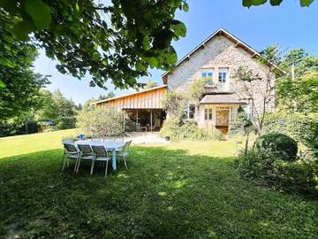 Gîte pour 6 personnes dans Combressol