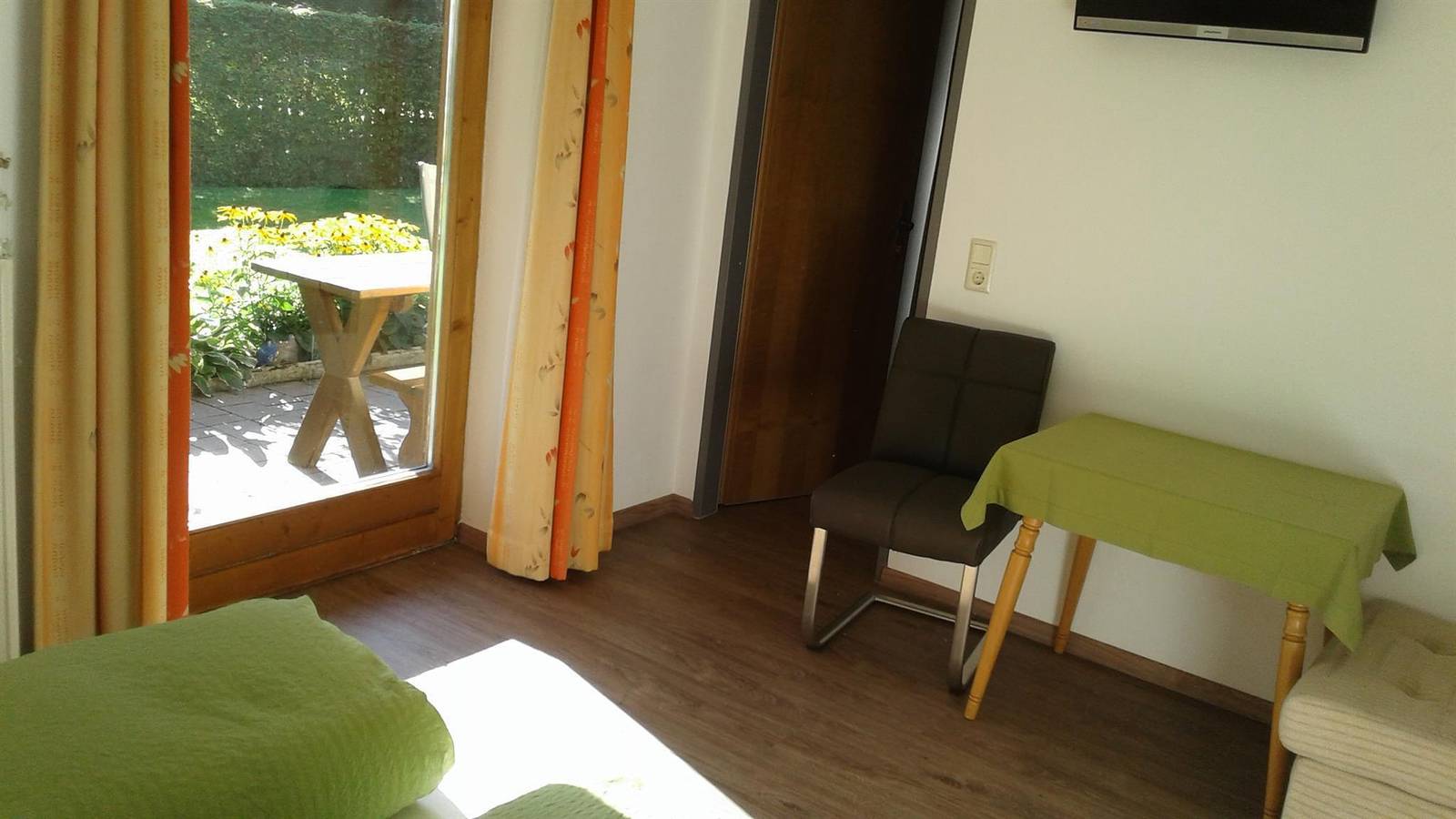 Ganze Ferienwohnung, Fewo C (3-7 Personen/3 Sz,1 Wsr, 3 Bäder) in Flachau, Tennengau