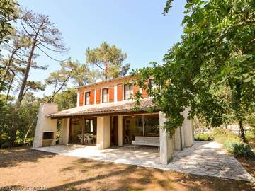 Gîte pour 8 personnes, avec terrasse et jardin dans Zoo La Palmyre
