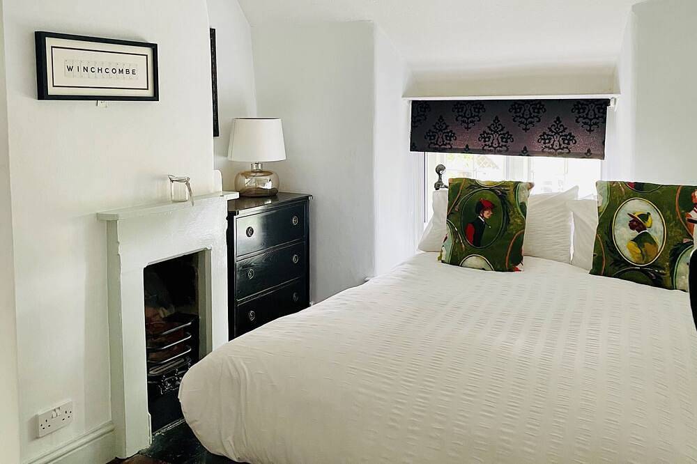 Traditional Cotswold Stone Cottage, Winchcombe, Cotswolds Way. in Winchcombe, Gloucestershire