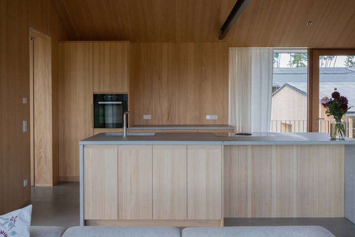 Appartement entier, Appartement calme avec vue panoramique sur la verdure, deux balcons et parking in Donaueschingen, Forêt-Noire centrale