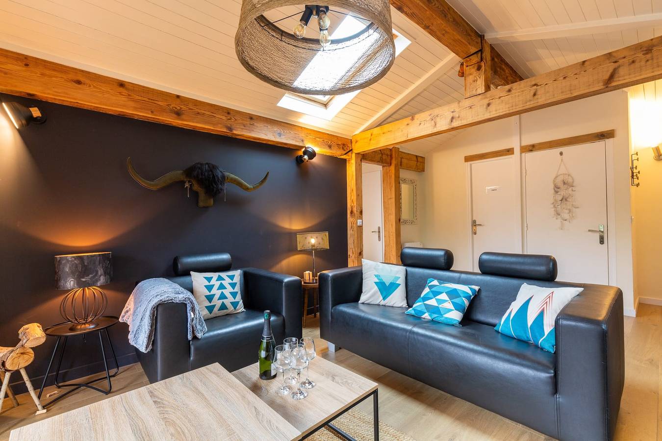 Ganze Wohnung, Ferienwohnung für 4 Personen mit Balkon in Saint-Jean-de-Sixt, Annecy und Umgebung