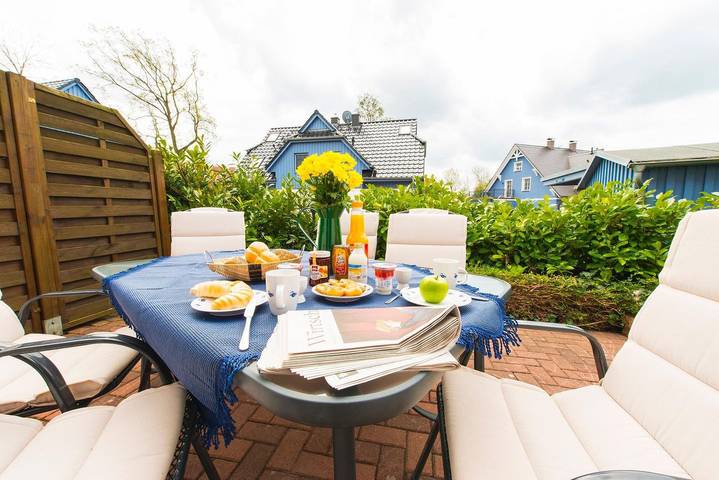 Ferienhaus für 6 Personen, mit Terrasse und Garten in Zingst - 2