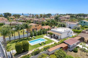 Villa für 4 Personen, mit Garten in Syrakus