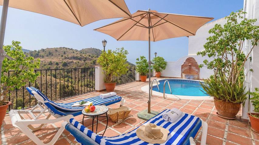 Ferienhaus für 3 Personen, mit Pool und Balkon/Terrasse in Frigiliana - 2