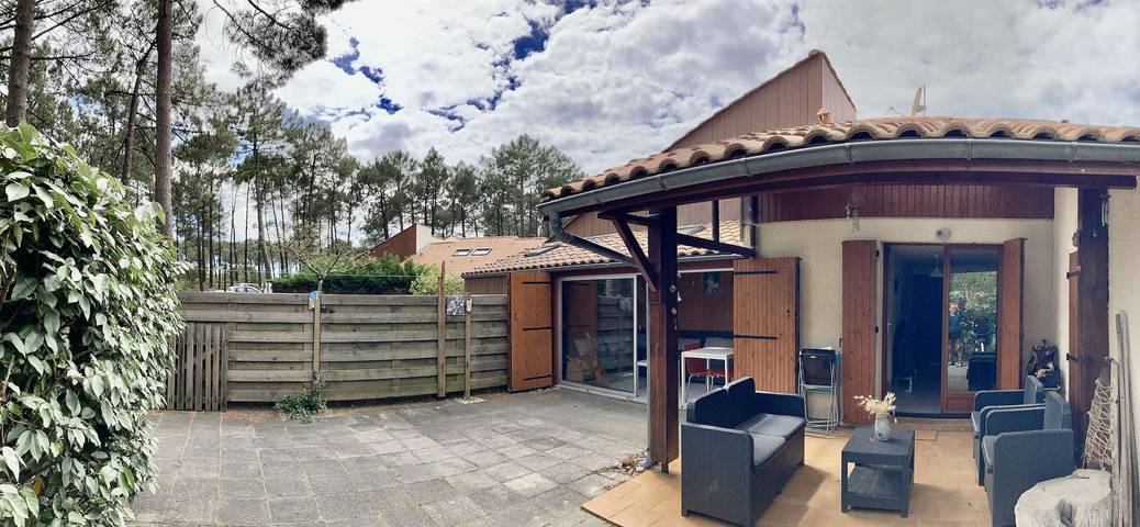 Appartement de vacances entier, Maison 6 personnes au cœur de la forêt à Maubuisson in Carcans, Région de Lesparre-Médoc