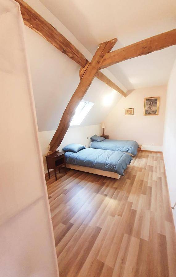 Chambre d’hôte pour 6 personnes, avec vue et jardin à Gourdon - 4