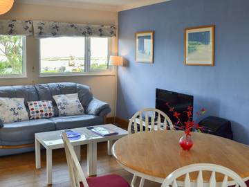 Vacation Rental for 4 Guests in South West England, Cornwall, Picture 3