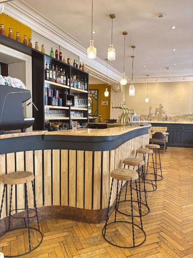 Hôtel pour 2 personnes, avec Jacuzzi et Terrasse à Castres - 2
