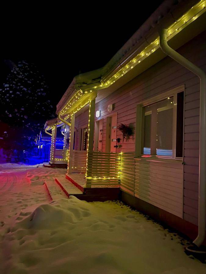 Ferienwohnung für 4 Personen, mit Garten und Seeblick sowie Ausblick und Sauna - 1