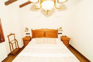 Casa Rural para 8 Personas en Arrazua, Reserva de la Biosfera de Urdaibai, Foto 3