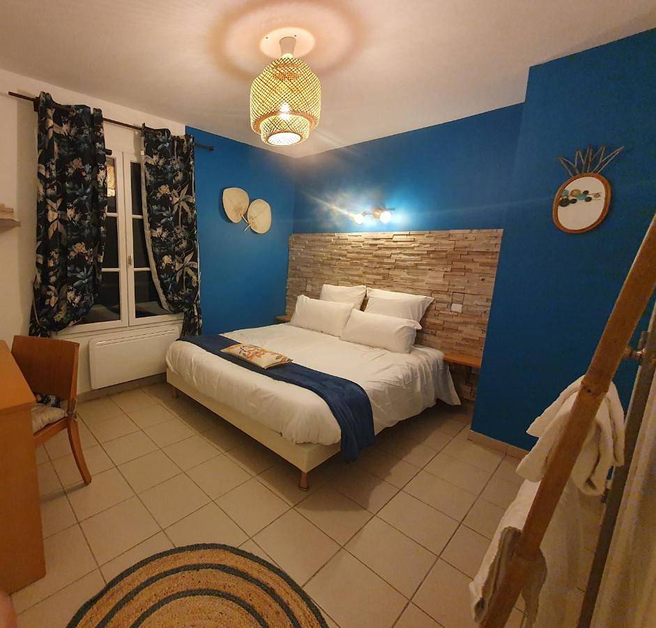 Double Room in Cuxac-Cabardès, Région de Carcassonne