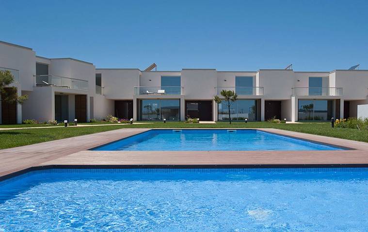 Casa rural para 7 personas, con balcón y vistas al mar además de jardín y piscina en Sagres - 2