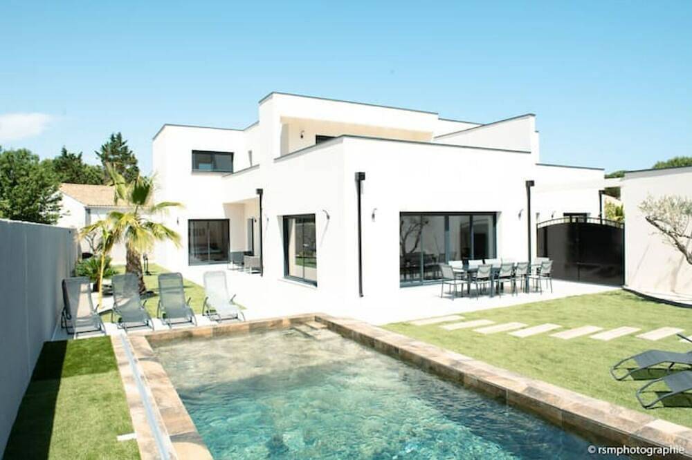 Villa pour 11 Personnes dans Grau-d'Agde, Agde