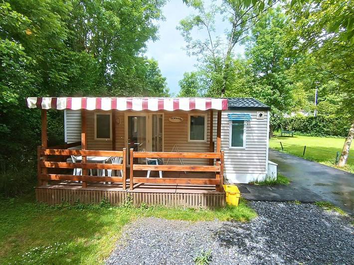 Camping pour 5 personnes, avec Terrasse et Piscine