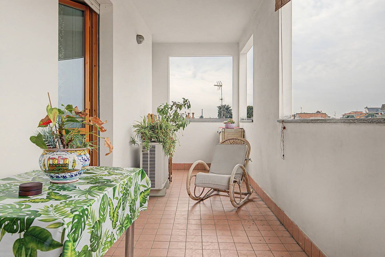 Apartamento entero, Apartamento 'Casalba Crossroads Milan Como Monza' con terraza, Wi-Fi y aire acondicionado in Bovisio Masciago, Brianza