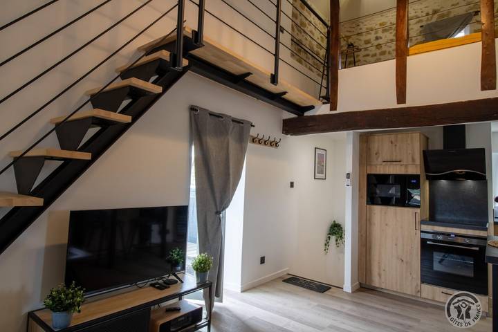 Gîte pour 2 personnes, avec jacuzzi et terrasse, animaux acceptés dans l' Ariège - 4