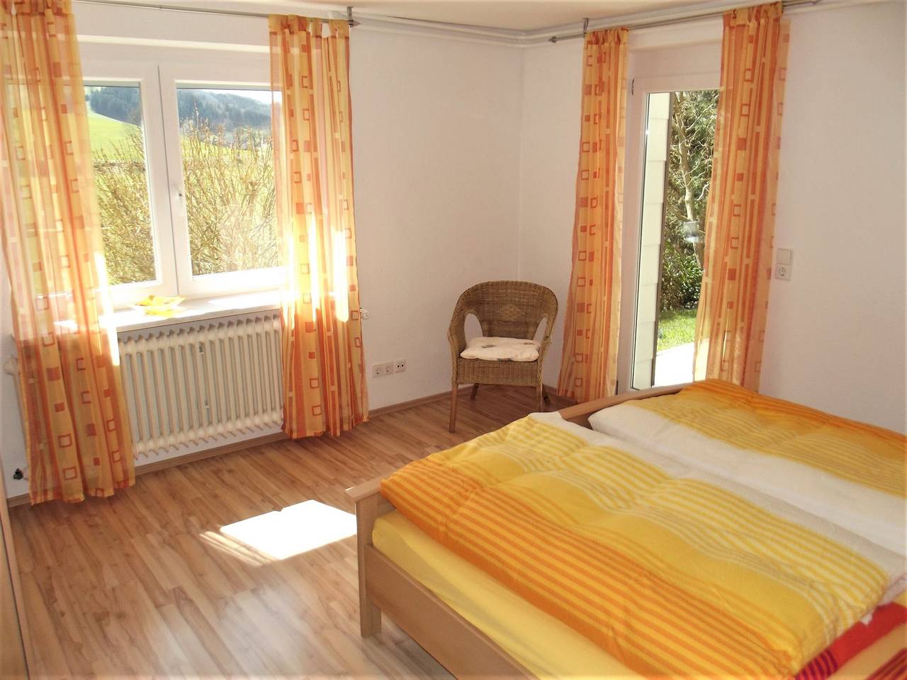 Ganze Wohnung, Apartment 'Panoramablick' mit eigener Terrasse, Garten und Wlan in Horben, Südschwarzwald