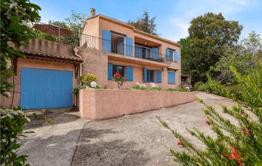 Gîte pour 6 personnes, avec terrasse et piscine à Les Adrets-de-l'Estérel