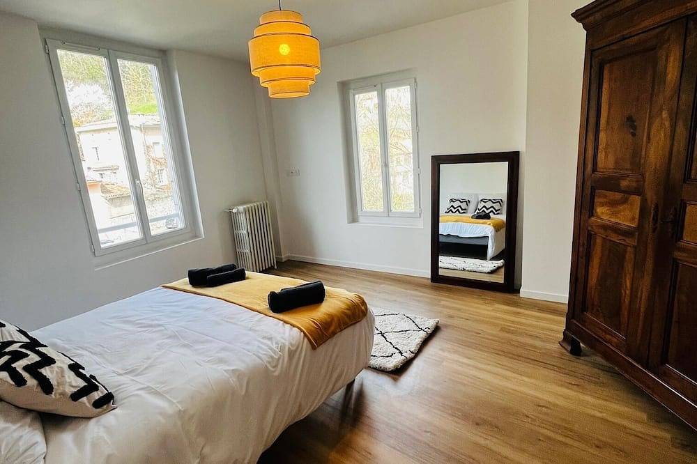 Appartement entier, Superbe appartement centre-ville de Foix in Foix, Ariège