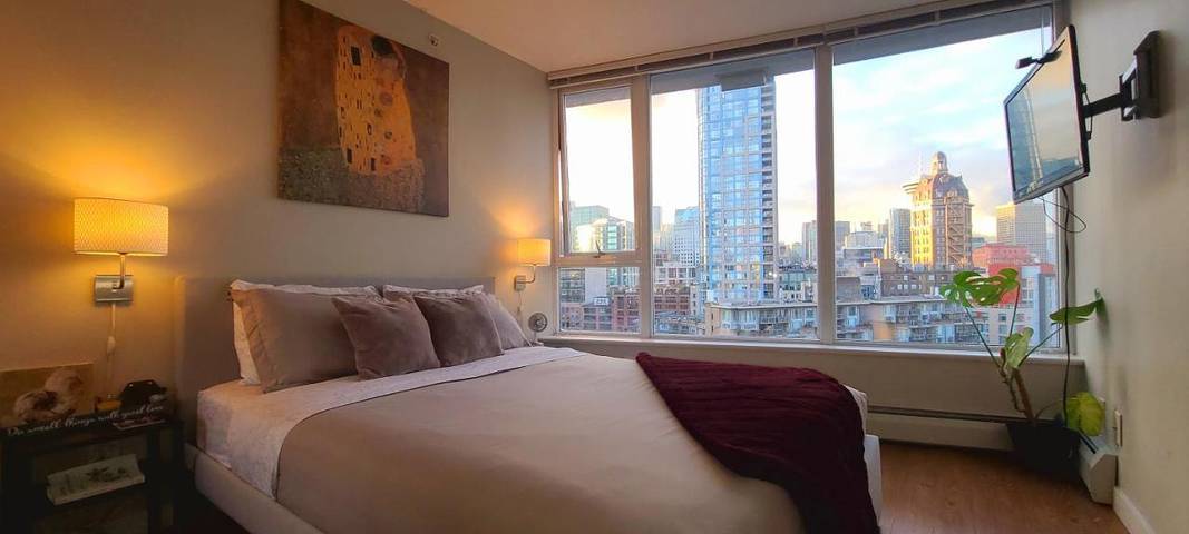 Ferienwohnung für 3 Personen, mit Ausblick und Garten sowie Pool und Sauna, mit Haustier in Vancouver