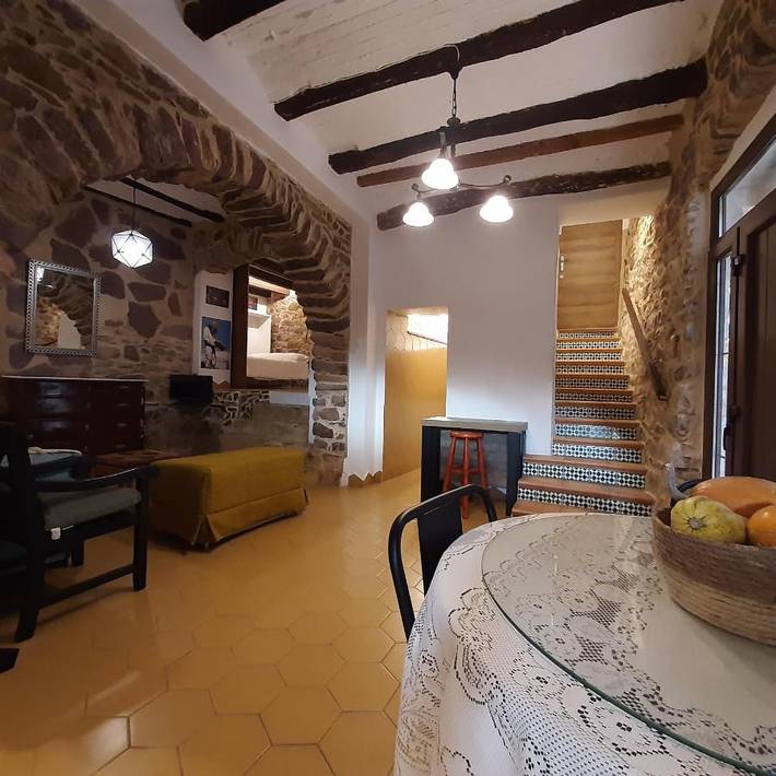 Casa rural para 6 personas, con Terraza y Piscina en Parc Natural de la Serra d'Espadà - 3