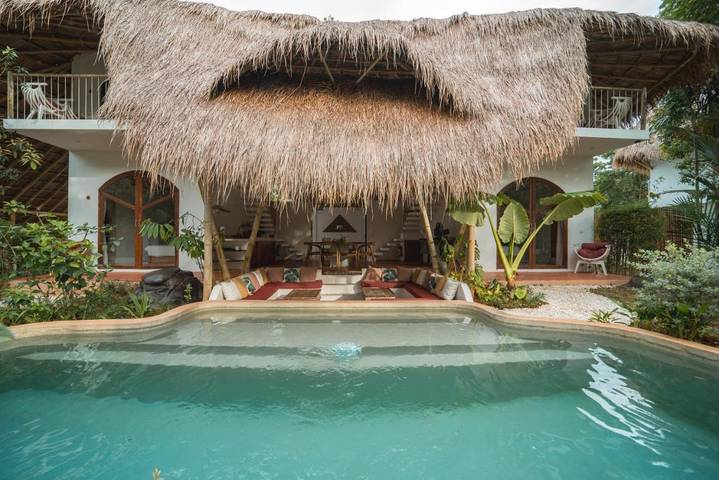 Ferienhaus für 6 Personen, mit Pool und Ausblick sowie Garten in Krabi Provinz