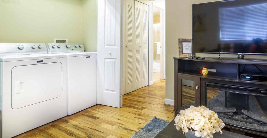 Vacation home for 4 people, with yard and balcony in Colorado Springs