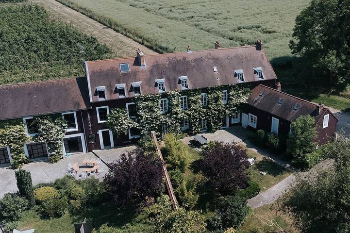 Location de vacances pour 15 personnes à Orgeval