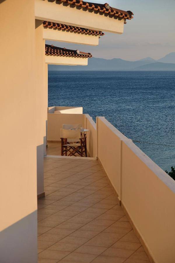 Maison d’hôte pour 2 personnes, avec Balcon et Terrasse ainsi que Jardin et Vue