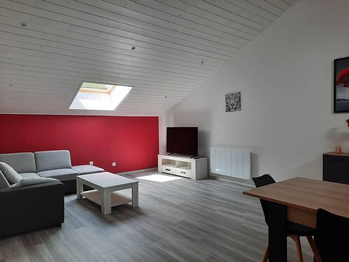 Gîte pour 6 personnes, avec terrasse et jardin à Saint-Laurent-en-Grandvaux - 4