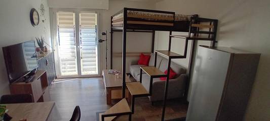 Gîte pour 4 personnes, avec vue sur le lac et vue, animaux acceptés à Thyez