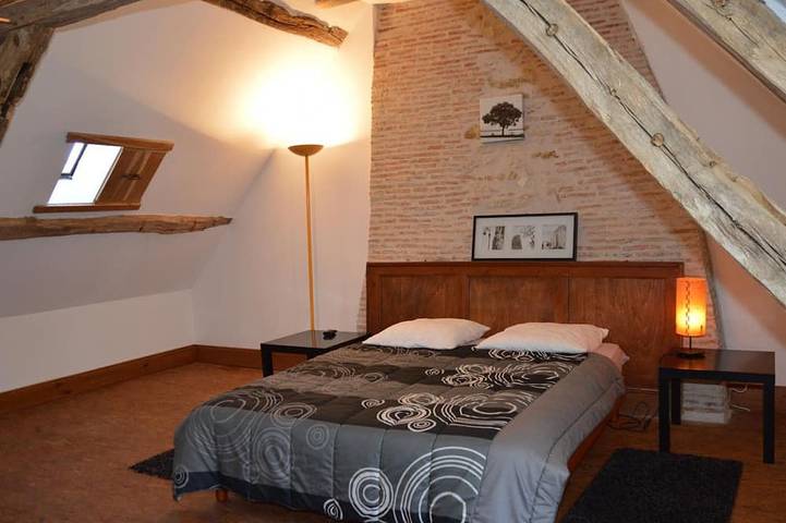 Einzigartige Mühle aus dem 15. Jhd mit geschlossenem Garten in Arpheuilles, Châteauroux und Umgebung
