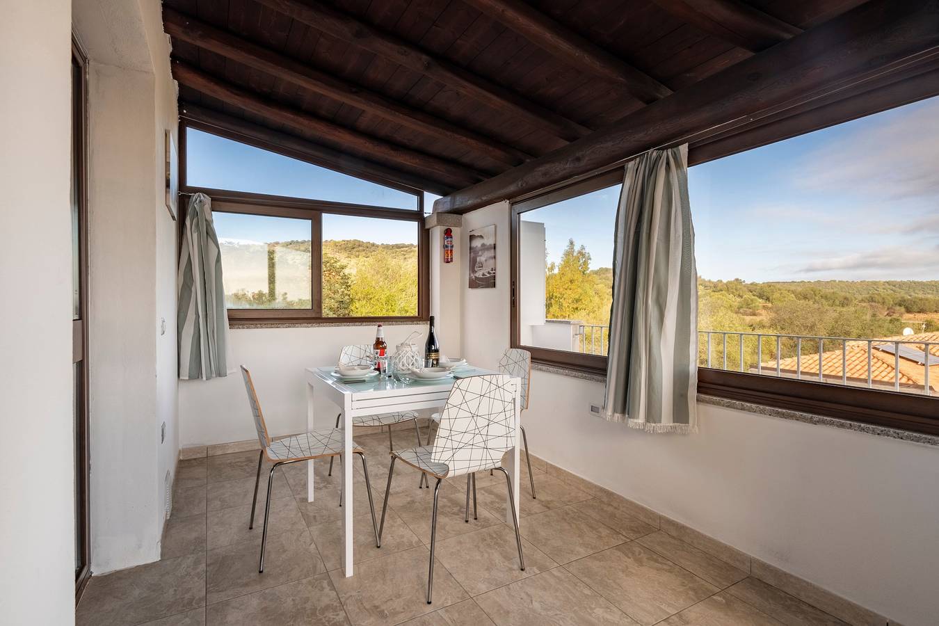 Maison de vacances "Pasquale Holiday" avec vue sur la mer, 2 terrasses privées & Wi-Fi in Torre di Bari, Province de Ogliastra