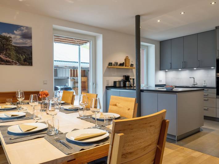 Ferienwohnung für 8 Personen, mit Terrasse und Garten in Fischbach bei Dahn