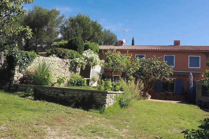 Ferienhaus für 2 Personen, mit Garten und Pool - 1
