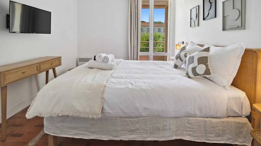 Gîte pour 5 personnes, avec balcon dans Plage de la Bouillabaisse - 3