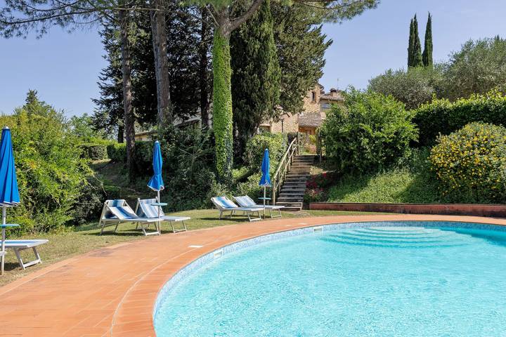 Casa vacanze 'La Ripa - Appartamento I Nidi' con piscina condivisa, giardino e Wi-Fi in San Gimignano, Siena e dintorni