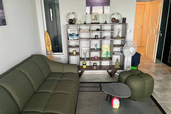 Entire apartment, Luxury studio 1st line Ocean for 2 persons in Biarritz, Bayonne region