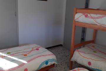 Location De Vacances pour 6 Personnes dans Pernes-les-Fontaines, Parc naturel régional du Mont-Ventoux, Photo 4